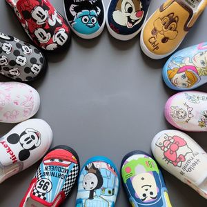 出口日本儿童帆布鞋男女小童卡通单鞋一脚蹬幼儿园2-3-4-5-6岁