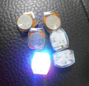 发光玩具机芯 振动拍打LED闪灯灯 衣服灯 鞋子灯振动发光电子机芯