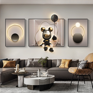现代简约客厅装饰画高级感创意三联宇航员壁画大气沙发背景墙挂画