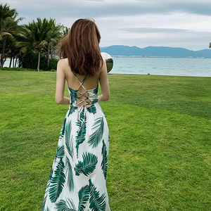 海南三亚沙滩裙海边度假连衣裙女泰国风情裙子旅游必备衣显瘦超仙