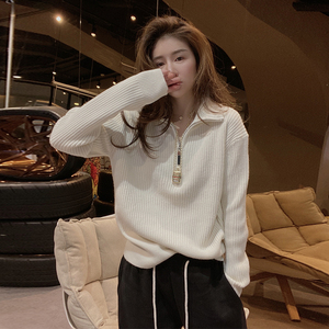 米白色毛衣针织衫女秋冬爆款2021年新款欧货内搭设计感小众打底衫