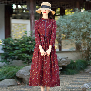 原创修身收腰亚麻长袖连衣裙女装夏2022复古文艺棉麻气质长裙春秋