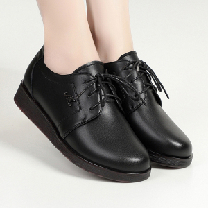 真皮单鞋女平跟软底舒适休闲深口系带皮鞋女平底中年女士妈妈鞋