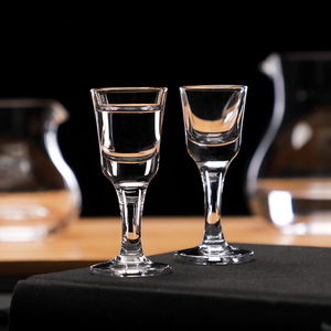 手工制作无暇水晶玻璃茅台杯 8ml白酒小酒杯一口杯无铅分酒器公杯