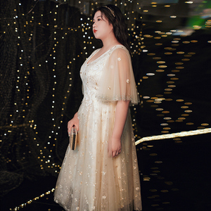 伴娘服中长大码