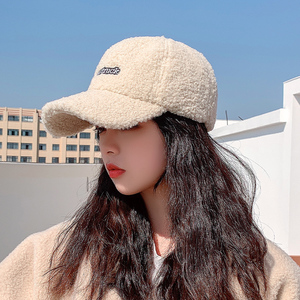 羊羔毛帽子女秋冬季韩版潮鸭舌帽可爱学生毛绒加厚保暖韩国棒球帽