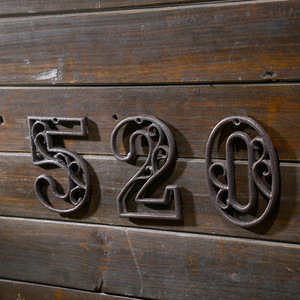 美式工业铸铁数字墙壁装饰咖啡馆酒吧餐厅DIY门牌桌牌号码牌