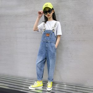 女童牛仔裤背带裤夏薄款2021新款潮宽松软女大童哈伦裤子休闲女孩