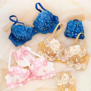 立体花文胸套装