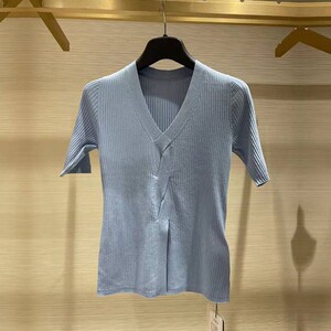 amass女装阿玛施正品代购商场新款2022年夏季v领针织纯色短袖t恤