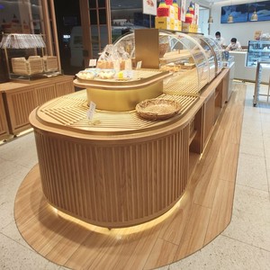 面包柜展示柜中岛边柜商用弧形玻璃实木糕点柜台蛋糕店展柜
