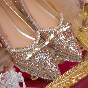 婚鞋女2021年新款夏平底新娘婚纱鞋伴娘秀禾孕妇日常可穿不累脚