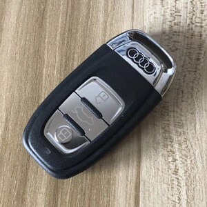 奥迪a6智能钥匙