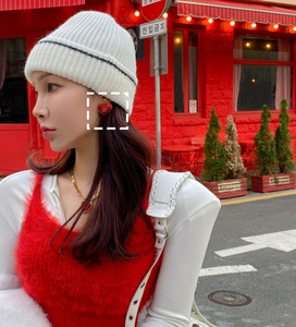 韩国代购女装2022红彤彤爱心时髦个性年末派对香风皮面耳钉耳环