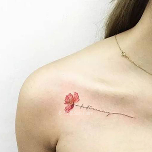 胸口锁骨性感红色小花朵英文字母纹身贴防水女生韩国清新网红同款