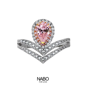 粉钻戒指 梨形水滴钻石戒指女小众设计独特戒指满钻 婚礼替代