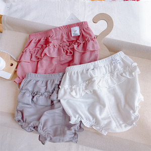 宝宝三角花苞裤