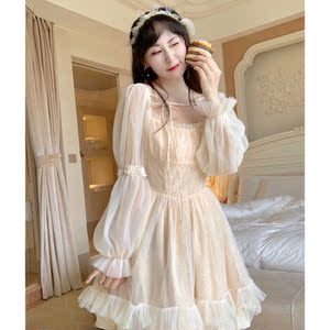 茶里茶气连衣裙复古设计感夏季新款法式仙气小众蕾丝裙子女长袖裙