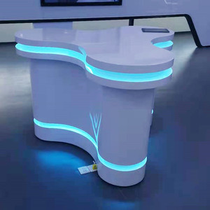 展台展示台商用科技发光中岛台创意异形服装店鞋子包包陈列柜展台