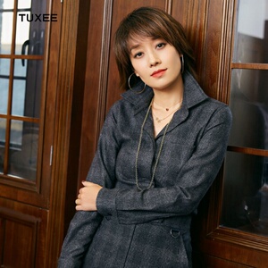 正品tuxee马伊琍明星同款衣服灰色翻领单排扣衬衫高腰半身裙时尚