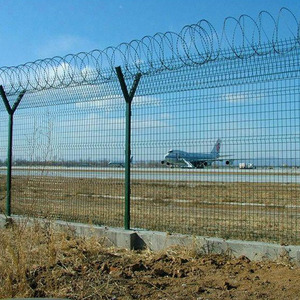 Y型立柱机场护栏 监狱护栏看守所防攀爬隔离网刀片刺绳铁丝围栏网