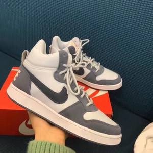 nike耐克 court borough mid小乔治城复古百搭休闲中帮板鞋844907