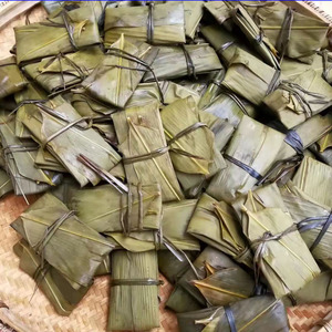 桐叶粑粑湖南怀化沅陵特产杆叶粑粑湘西蒿菜粑粑艾糍粑黄豆粉馅