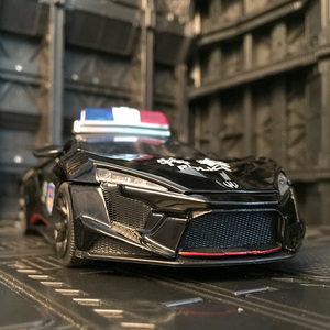 1:32仿真莱肯警车合金汽车模型超跑金属特警公安玩具车摆件礼物