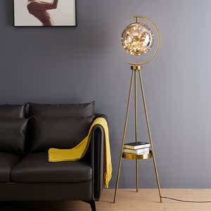 北欧轻奢落地灯客厅卧室床头创意个性玻璃圆球三脚架置物立式台灯