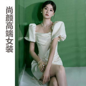 乔欣明星同款白色方领泡泡袖连衣裙女法式高级感气质收腰礼服裙仙