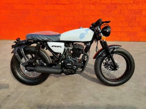 二手进口本田cb150都市复古街车双缸250全国可上牌燃油太子摩托车