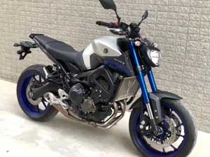 二手进口雅马哈mt09三缸重机车复古街车大黄蜂双缸400c跑车摩托车