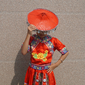 傣族舞蹈红色花腰斗笠帽少数民族跳舞帽子女亮片儿童节目表演道具