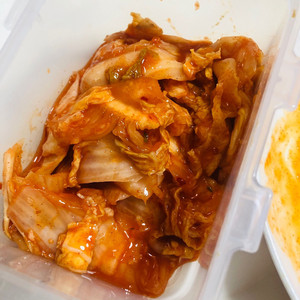 如意岛辣白菜韩国泡菜辣白菜韩式手工酱菜泡菜汤腌咸菜大白菜袋装