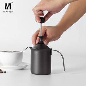 打奶泡器杯机壶家用拉花小型手持咖啡花式双层不锈钢加厚手动工具
