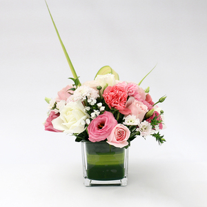 000人付款淘宝演讲台花讲台花鲜花下垂小桌花婚礼宴会签到会议桌花