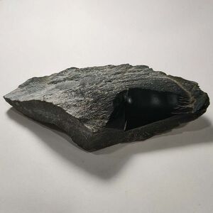 和田玉青玉籽料原石