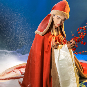 君陈大摆围纯色毛边加绒红斗篷长冬款汉服男女同款风帽—雁君