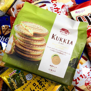 日本人气推荐零食红帽子抹茶巧克力什锦口味薄饼12枚入
