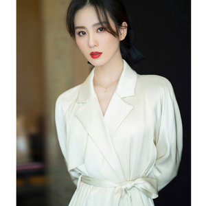 tuxee抖音刘诗诗明星同款衣服白色睡袍风衣外套长款系带连衣裙秋
