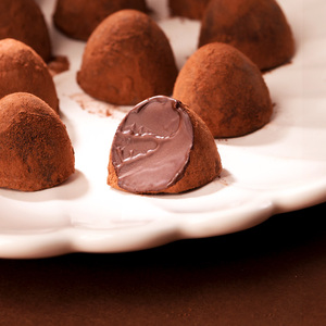 怡浓松露形国产纯黑纯可可脂七夕巧克力礼盒装零食网红爆款送男友