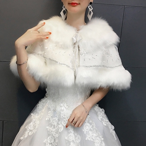 冬天婚纱新娘冬保暖