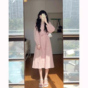 秋款女装2024年新款茶系穿搭气质女神范法式粉色长袖衬衫连衣裙子