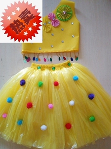 公主裙废物利用彩球环保女童废旧物品手工制作新品衣服彩色跳舞