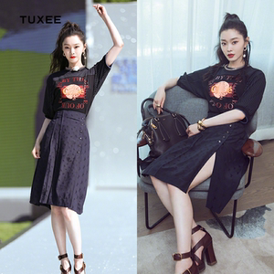 tuxee明星奔跑吧跑男宋轶同款裙子字母印花t恤2020夏开叉半身裙女