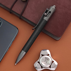 酷撼碳纤维防卫战术笔多功能商务签字笔拉栓式笔钨钢防身自卫用品