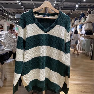 BM上海折扣店 春季新款绿色粗条纹bm毛衣针织衫宽松V领上衣女潮