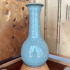 冰裂纹花瓶
