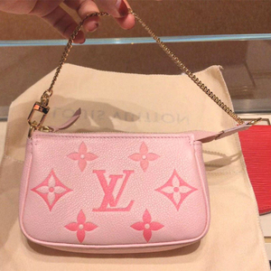 【99新拍】lv路易威登女包pochette粉色迷你麻将包单肩斜挎手提包
