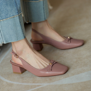 藕粉色女单鞋